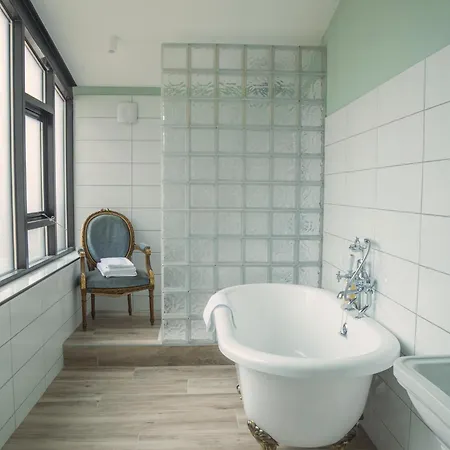 L'hotel Du Garage Des Cevennes Anduze