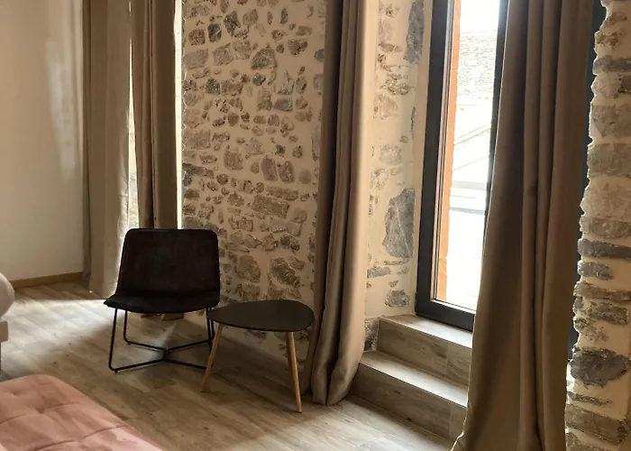 L'hotel Du Garage Des Cevennes