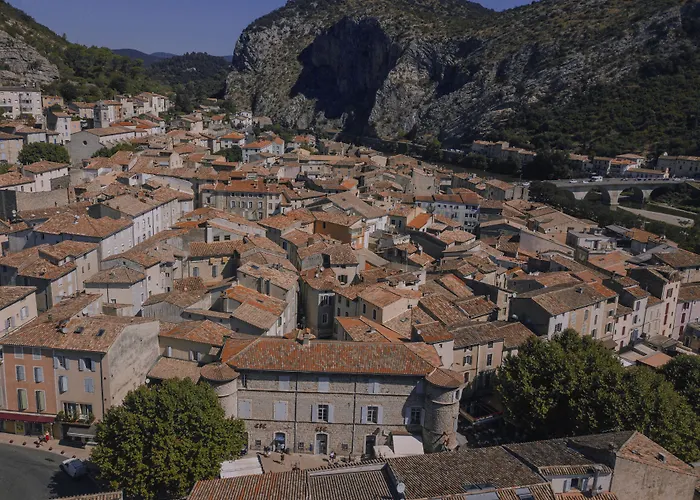 Отель L'hotel Du Garage Des Cevennes 3*